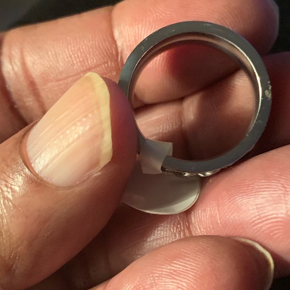 Ring - Picture 5 of 6